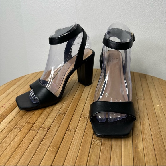 A New Day New Ankle Strap Black Shoes - Picture 1 of 6